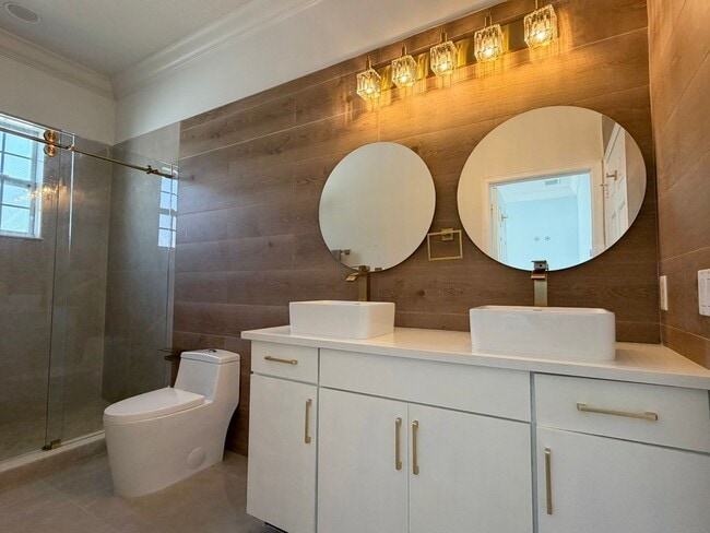 Building Photo - 2006 Pirie Pl