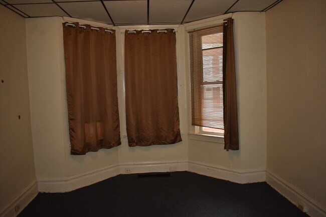 Bedroom - 32 Welsford St