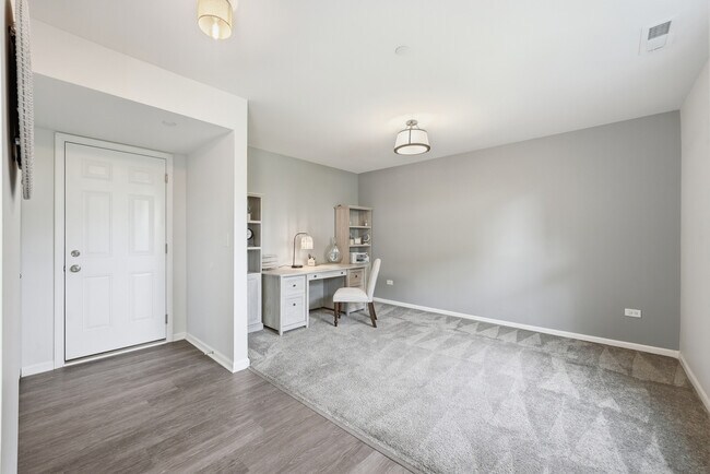 Building Photo - 2546 Huntleigh Ln