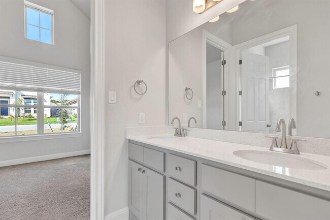 Building Photo - 278 Eclipse Dr