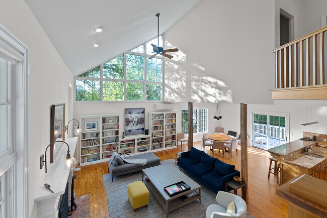 Building Photo - 84 Gunn Hill Rd