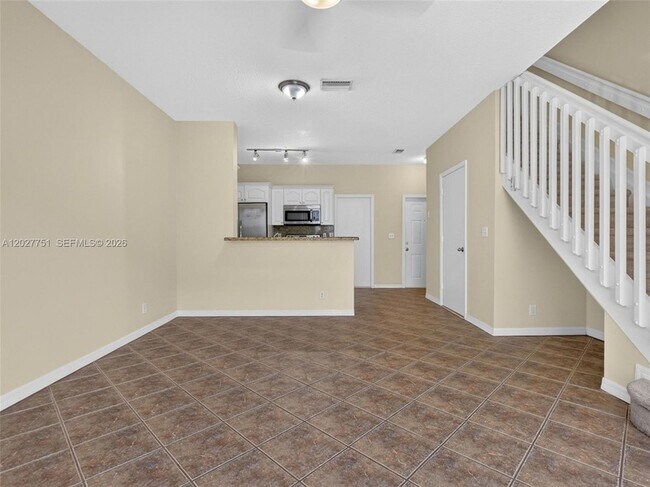 Building Photo - 3677 San Simeon Cir