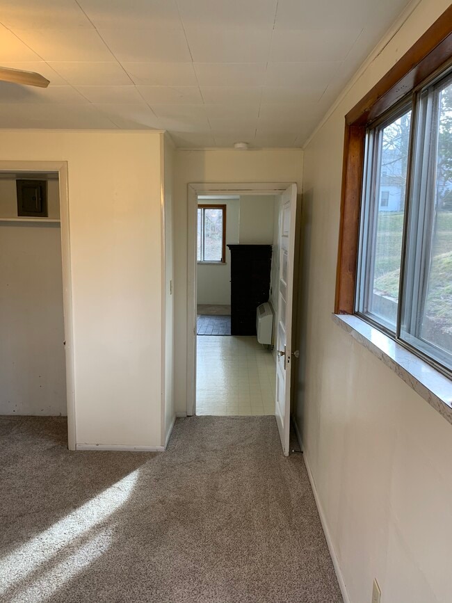 Building Photo - 316 Independence St