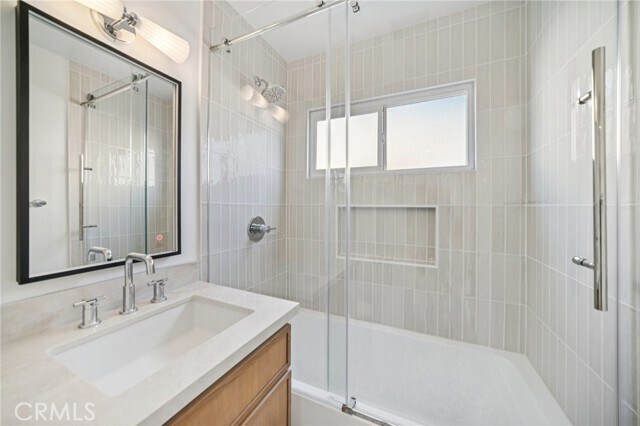 Building Photo - 8061 Hesperia Ave