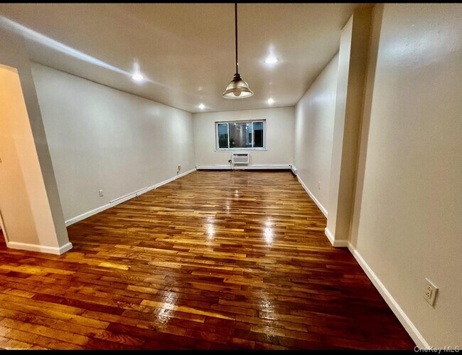 Building Photo - 150 Glenwood Ave