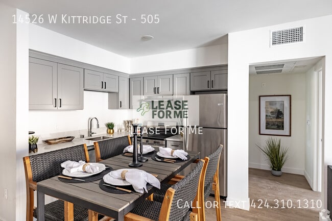 Building Photo - 14526 Kittridge St