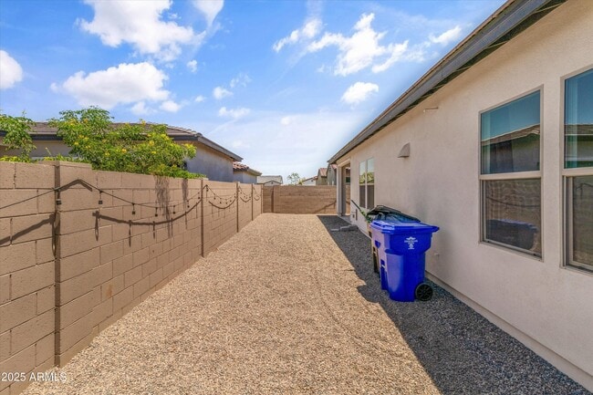 Building Photo - 17254 W Vacaville St