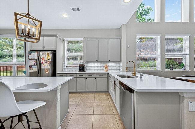 Building Photo - 12751 Sweet Root Ln