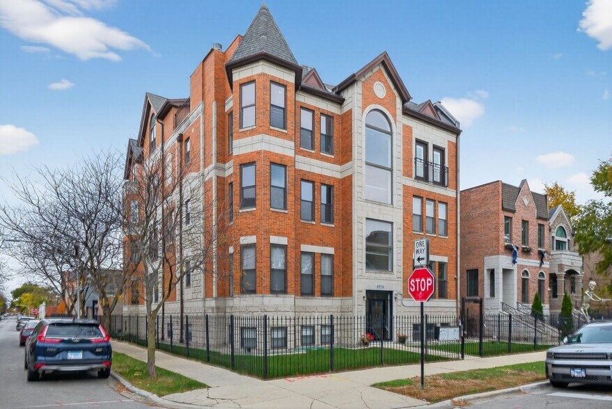 Building Photo - 4956 S Champlain Ave