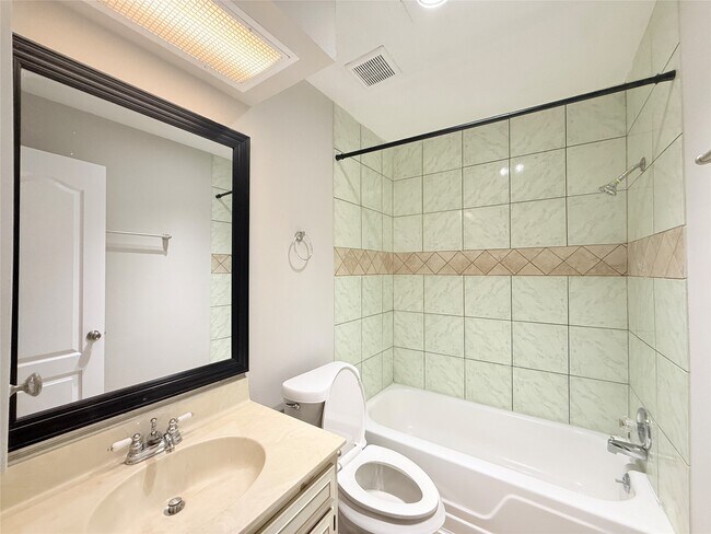 Building Photo - 6387 S Briar Bayou Dr