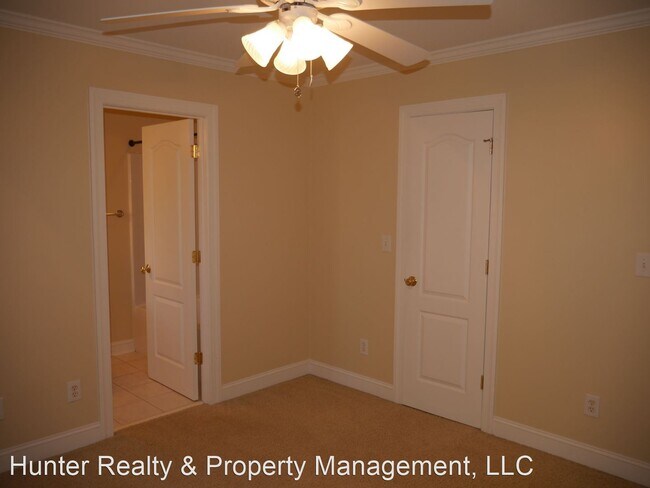 Building Photo - 5 br, 4 bath House - 3538 Burnely Drive