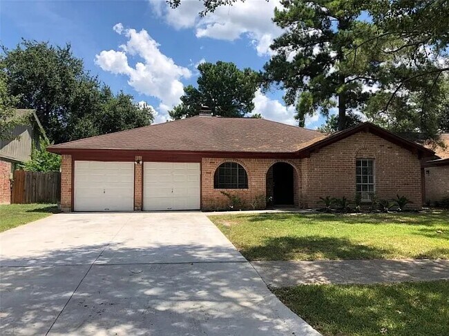 Building Photo - 22314 Meadowgate Dr