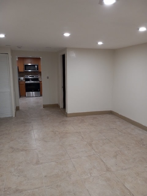 Building Photo - 5710 SW 38th St