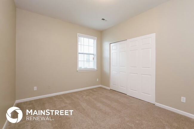 Building Photo - 2912 Brookford Ln SW