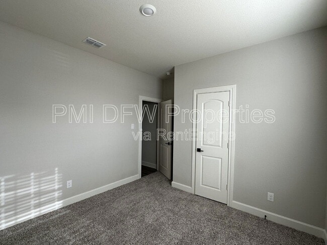 Building Photo - 808 Boyer Ct