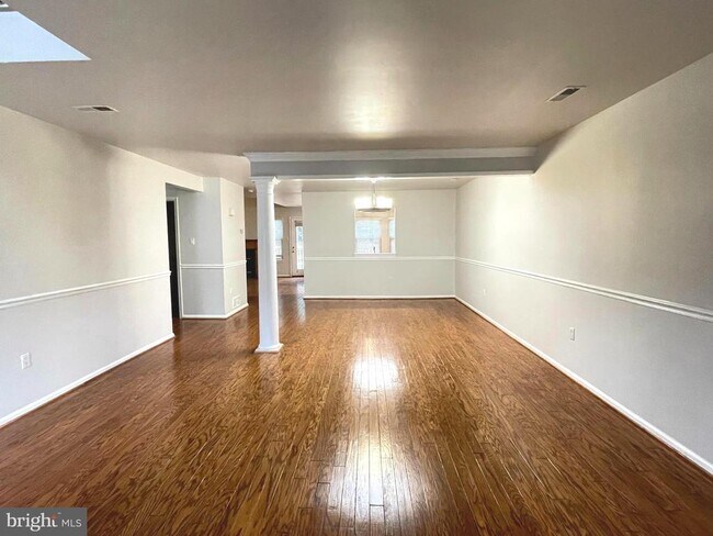 Primary Photo - 1503 Liberty Ct