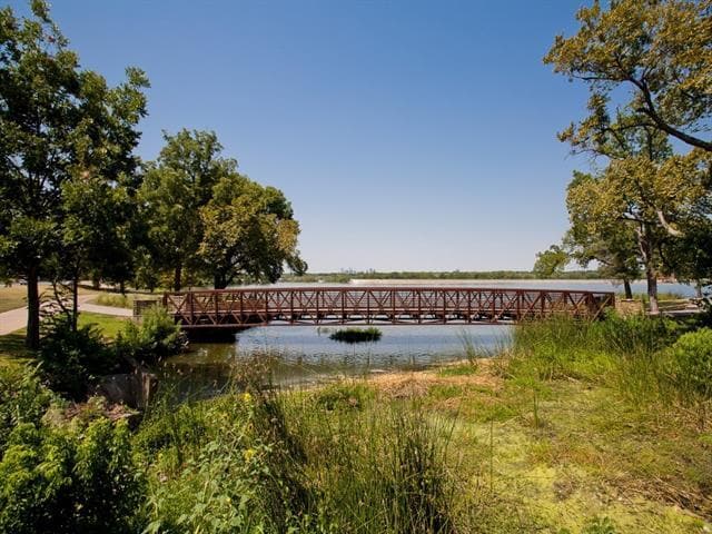 Building Photo - 9443 Waterview Rd