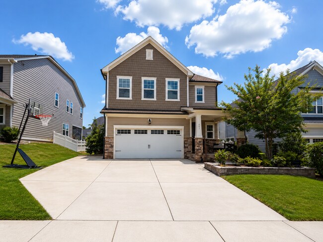 Building Photo - 401 Ivy Arbor Way
