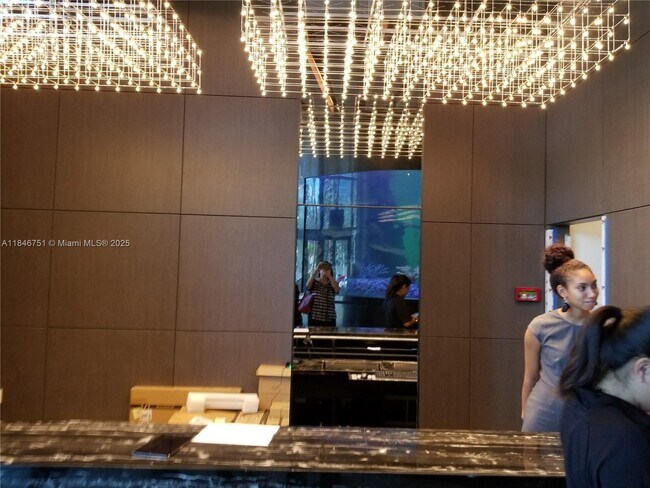 Building Photo - 1451 Brickell Ave