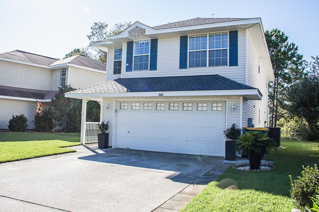 Building Photo - 262 Twin Lakes Ln