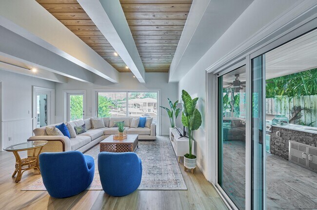 Building Photo - 100 Neptune Dr