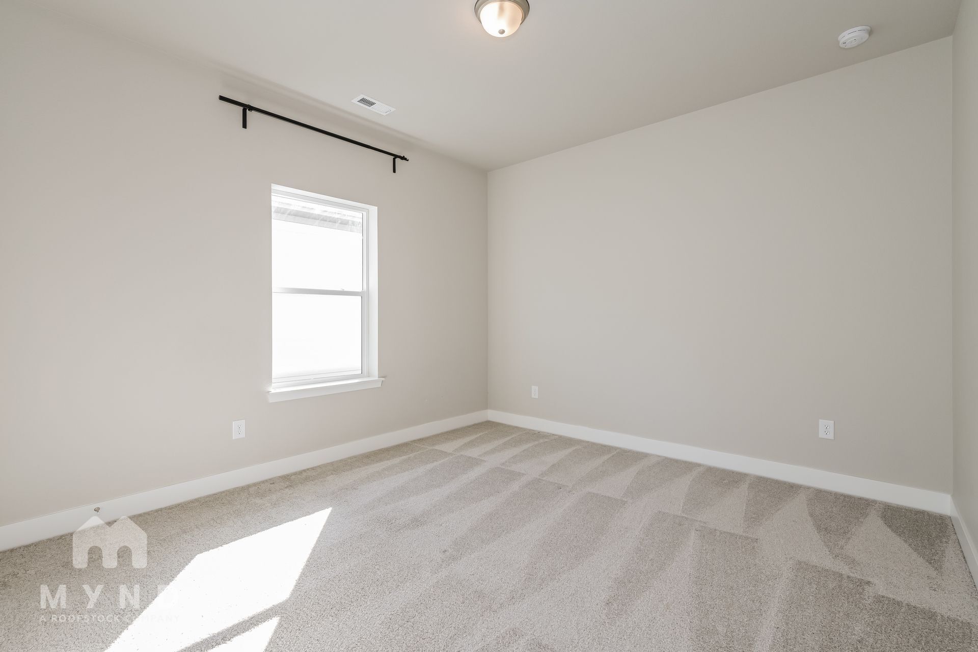 Building Photo - 6047 N Netherland Ct