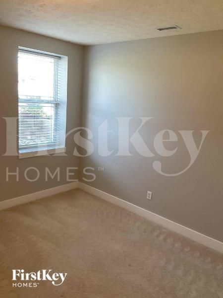 Building Photo - 1337 Turner Trace Pl N