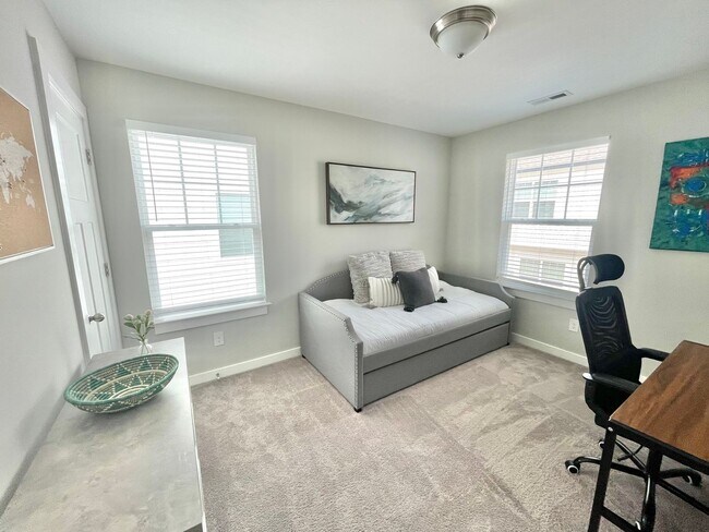 Building Photo - FURNISHED (or not) Like New 2020 Build Old...
