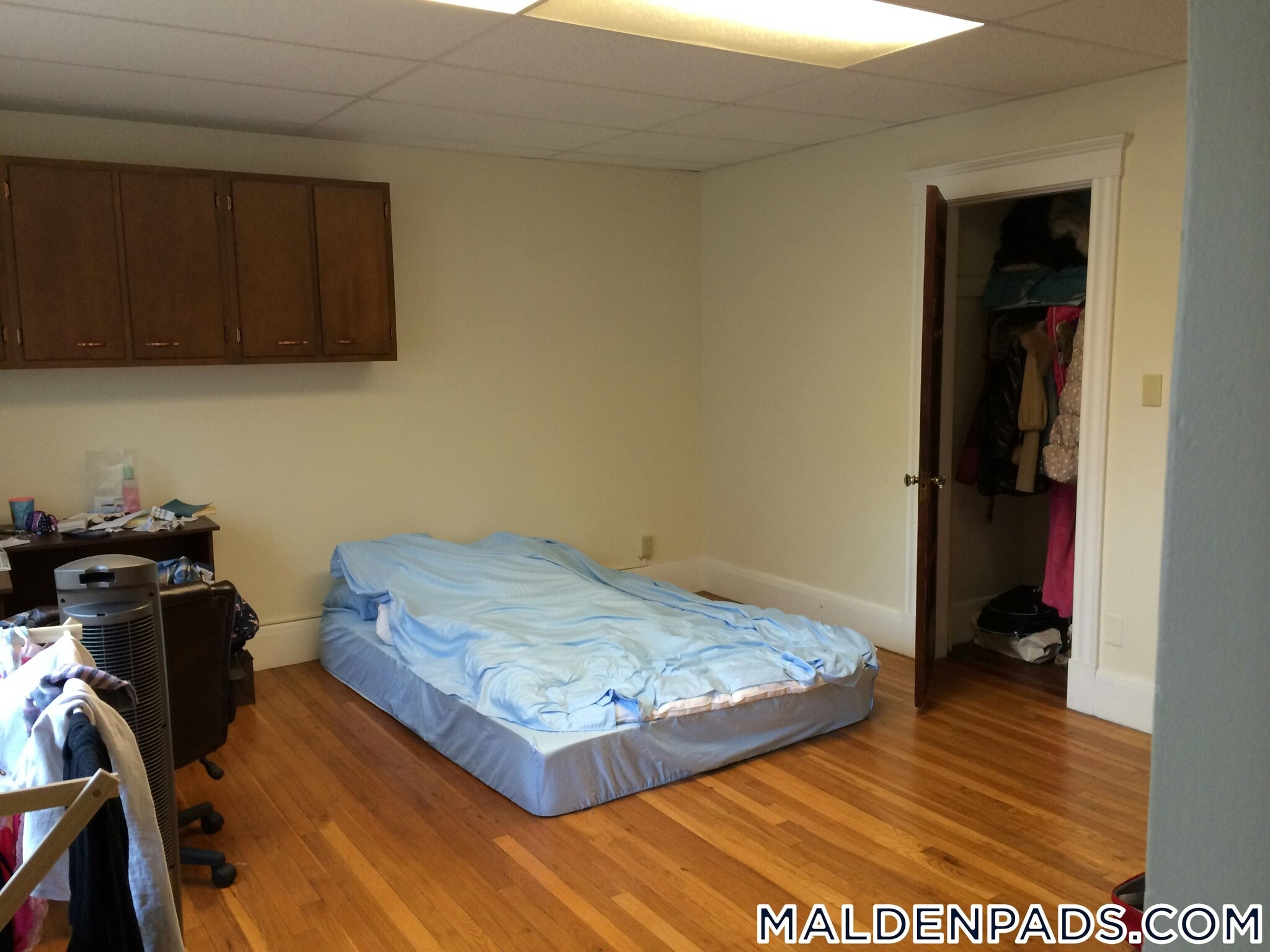 Building Photo - 349 Pleasant St