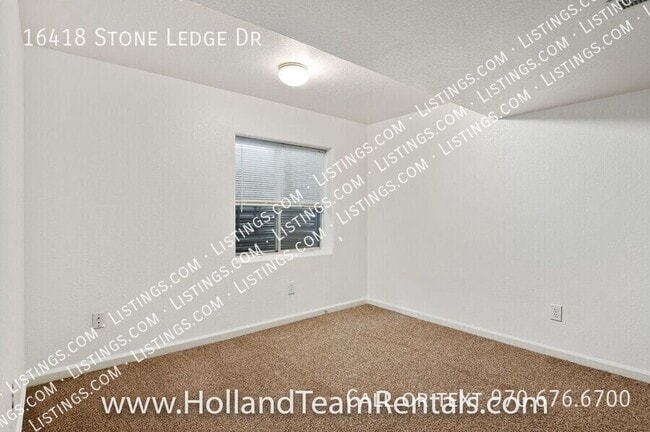 Building Photo - 16418 Stone Ledge Dr