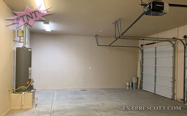 Building Photo - Home in Granville HOA