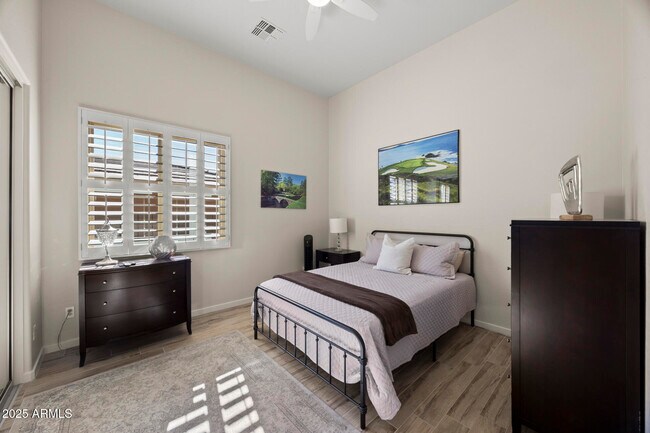 Building Photo - 13033 N 145th Way