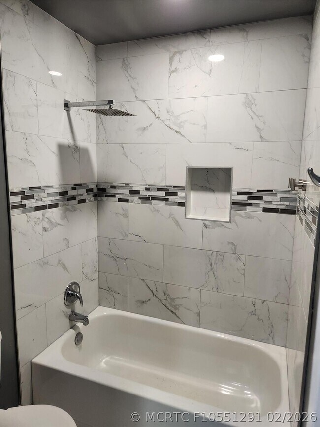 Building Photo - 3667 Carambola Cir