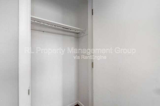 Building Photo - 483 S Champion Ave