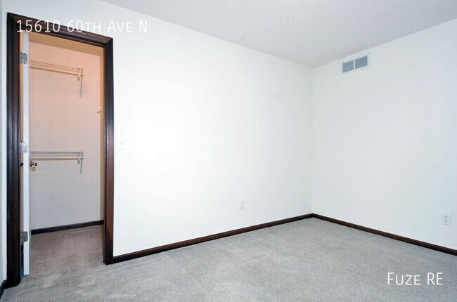 Building Photo - 15610 60th Ave N