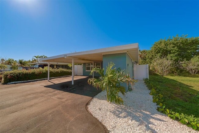 Building Photo - 13248 4th St E