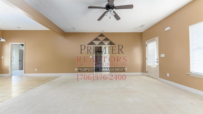 Building Photo - 9 Greyhawk Ct