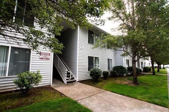 Building Photo - Location, Community, Quality Living. It St...