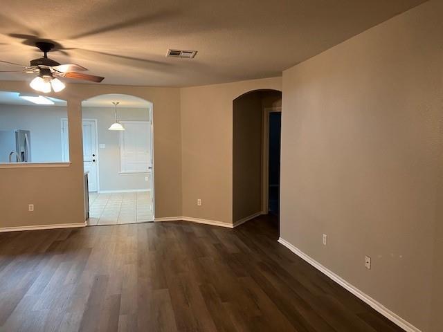 Building Photo - 109 Easy St