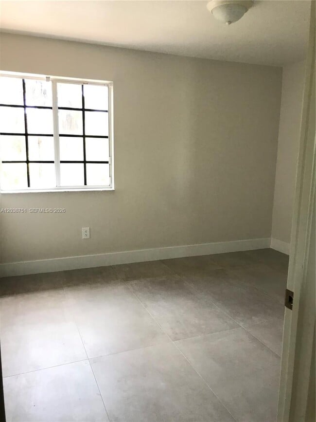 Building Photo - 6674 NW 107th Pl