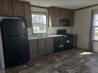 Building Photo - 231 Magnolia Pl