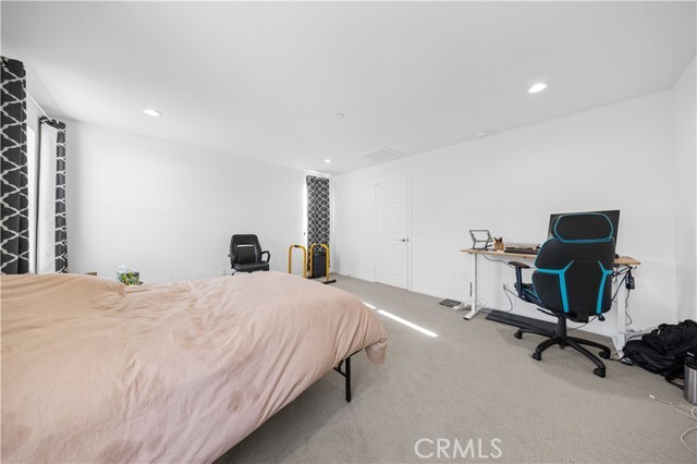 Building Photo - 20225 Breeze Blooms Dr
