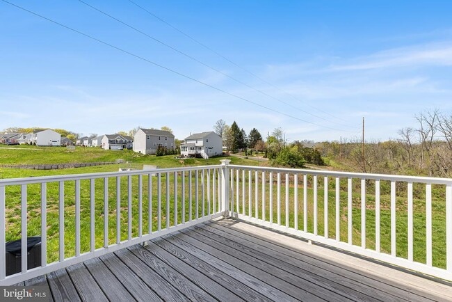 Building Photo - 315 Hayward Ct