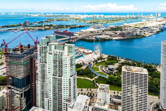 Building Photo - 244 Biscayne Blvd