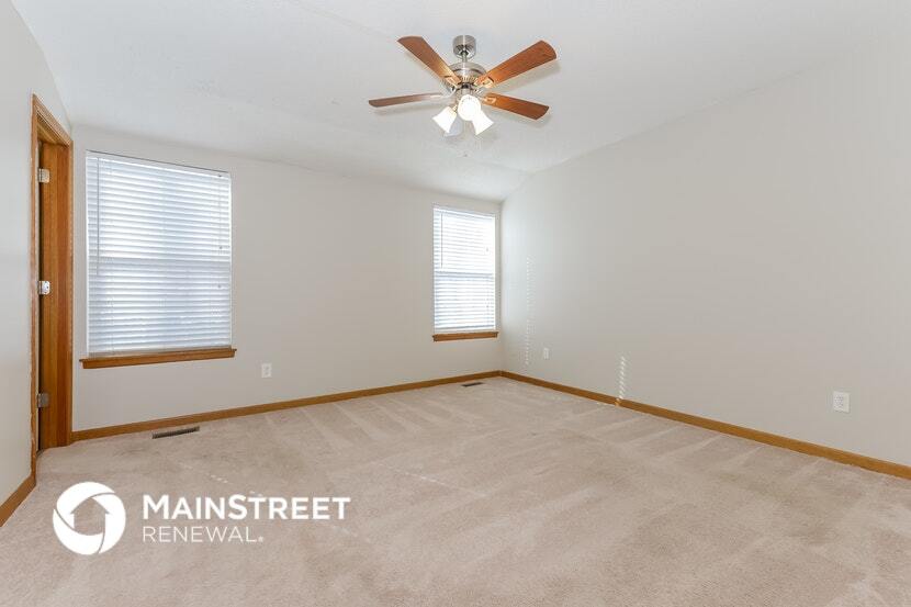 Building Photo - 1463 NW Foxboro Rd