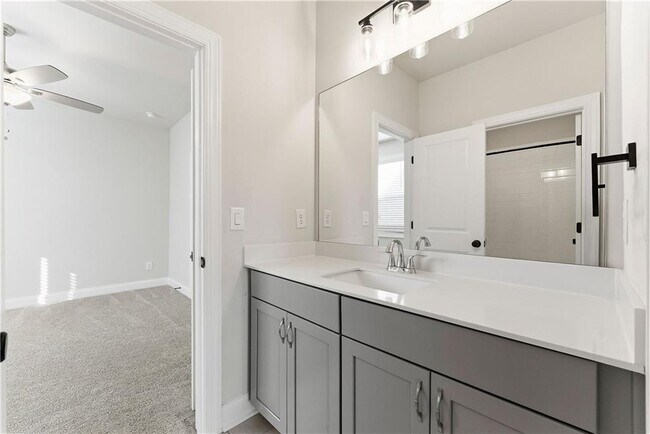 Building Photo - 5004 Bellmoore Park Ln