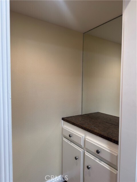 Building Photo - 1138 Las Riendas Way