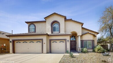 Building Photo - 8812 S 10th Dr