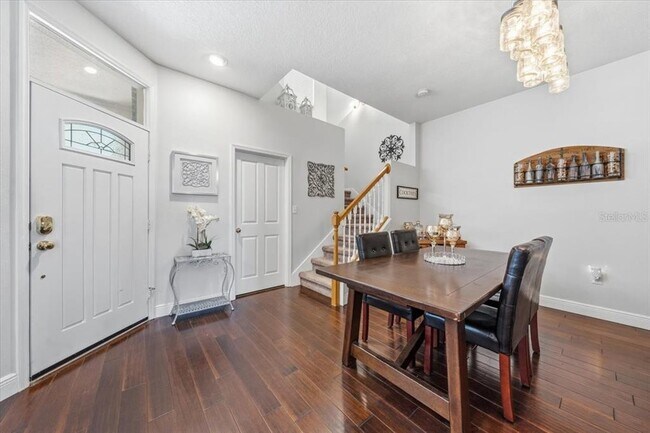Building Photo - 9606 Royce Dr
