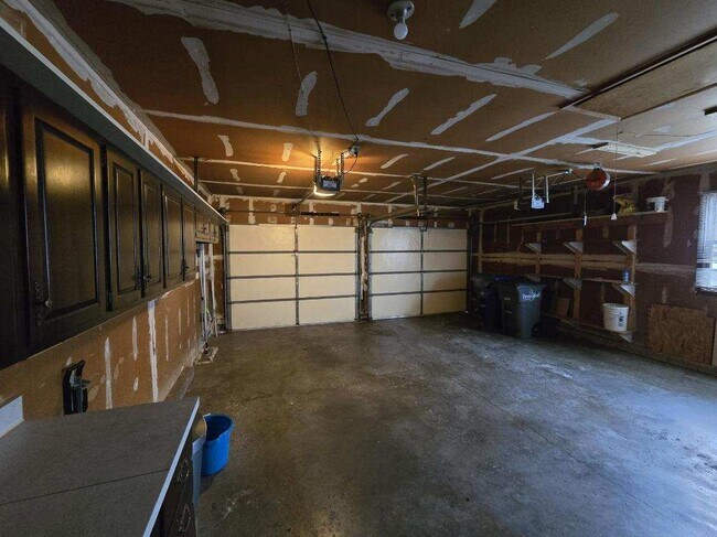 Building Photo - 5109 Coachman Rd